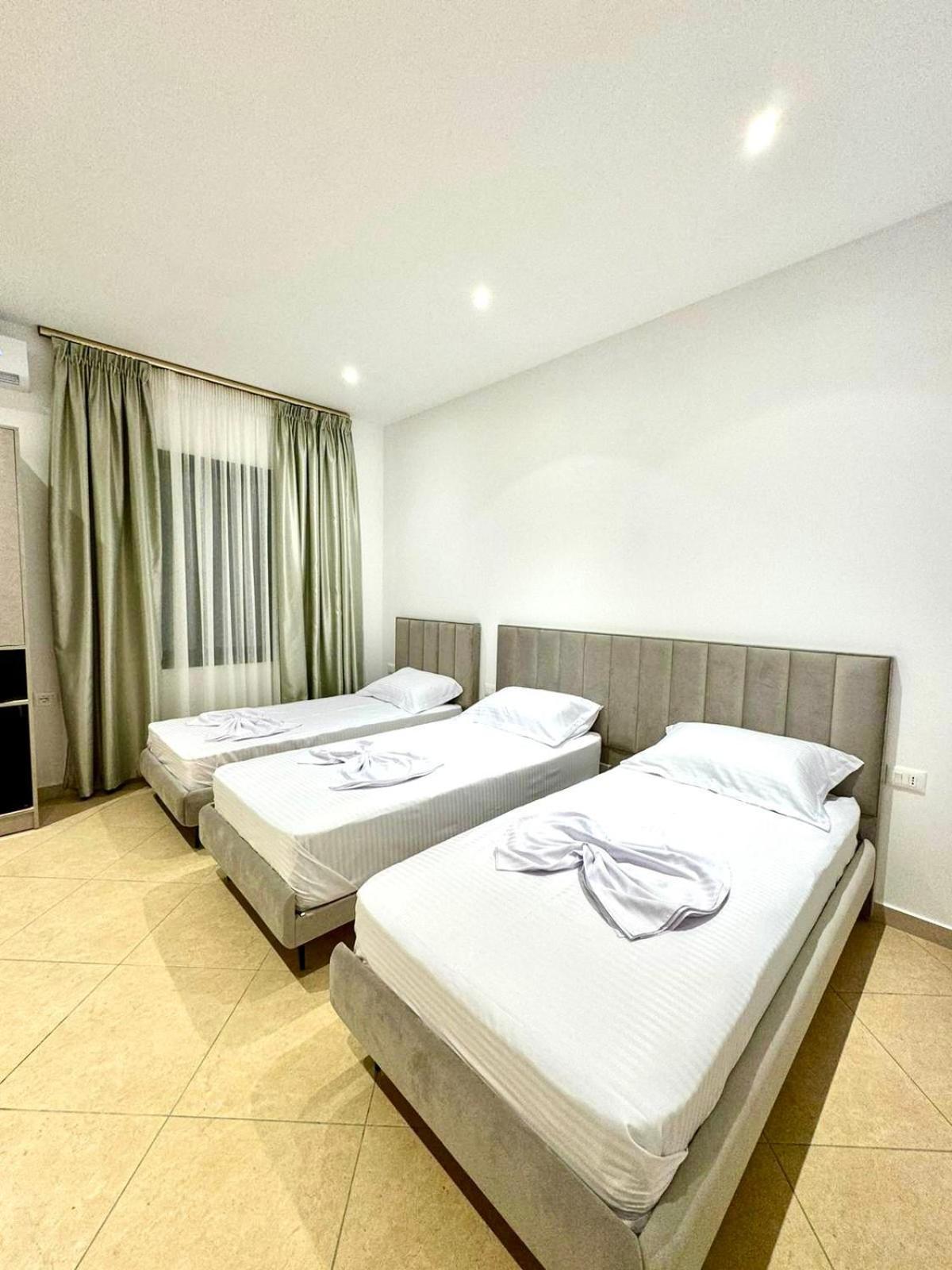 Hotel Balili Vlorë Extérieur photo